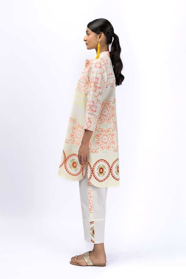 Pastel tile shirt + Sporty stripe pants