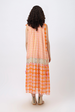 Georgette maxi gather pastel print dress.