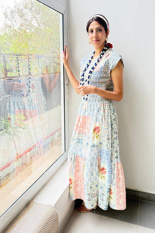 Great Fit - Smock it! Maxi dress smock detail dress in our summer eternal print.