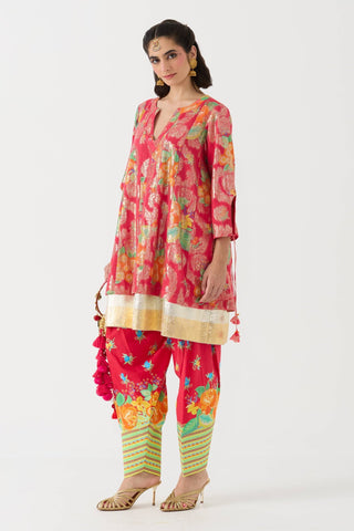 Chamki - Mehendi & Moon Set