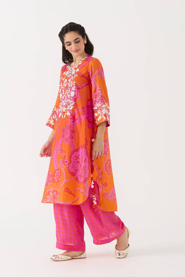 Dilbar - Bold Suneheri Kurta + Pant Set